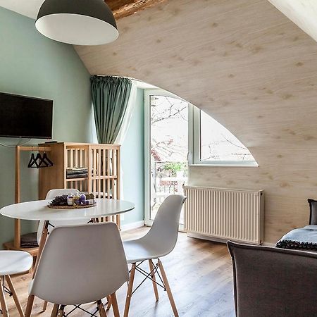 Harmonia Apartman Erkellyel Es Szaunaval Balatonfüred Exteriör bild