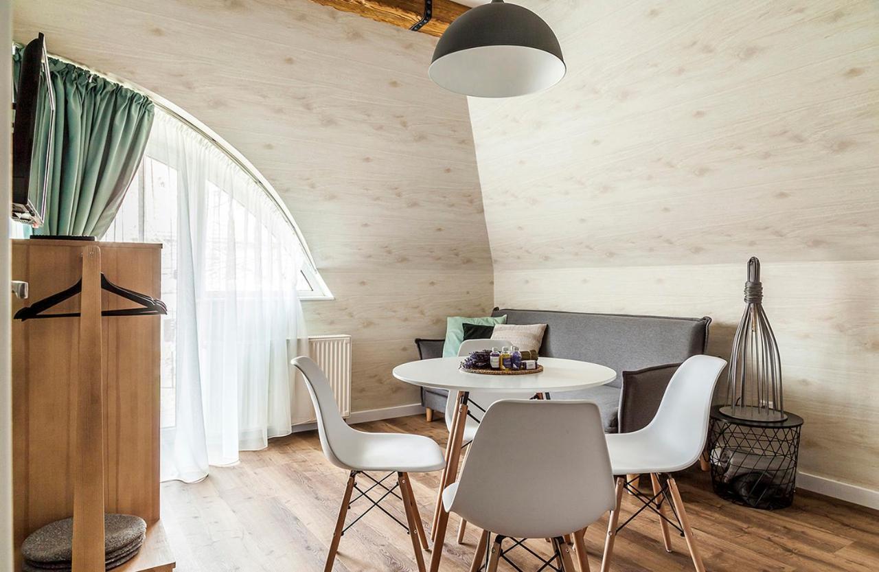 Harmonia Apartman Erkellyel Es Szaunaval Balatonfüred Exteriör bild
