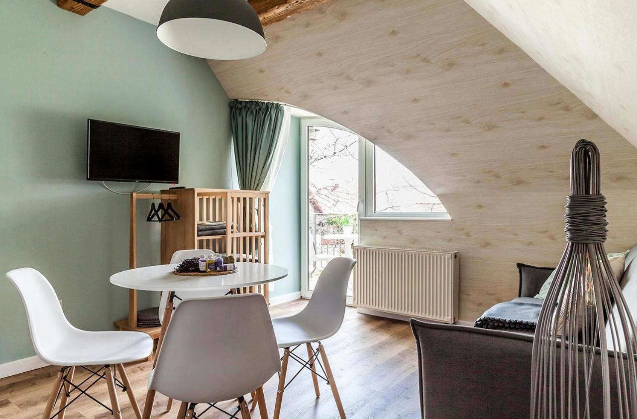 Harmonia Apartman Erkellyel Es Szaunaval Balatonfüred Exteriör bild